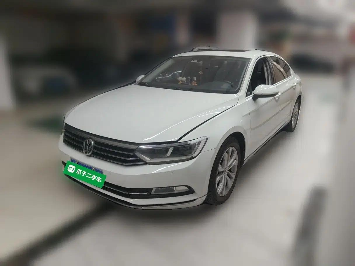 Volkswagen Magotan 2017 330TSI DSG Luxury Model — миниатюра 1
