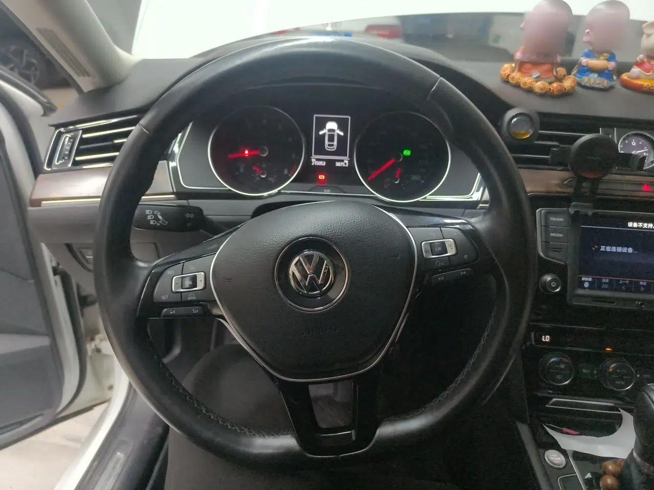 Volkswagen Magotan 2017 330TSI DSG Luxury Model — миниатюра 10