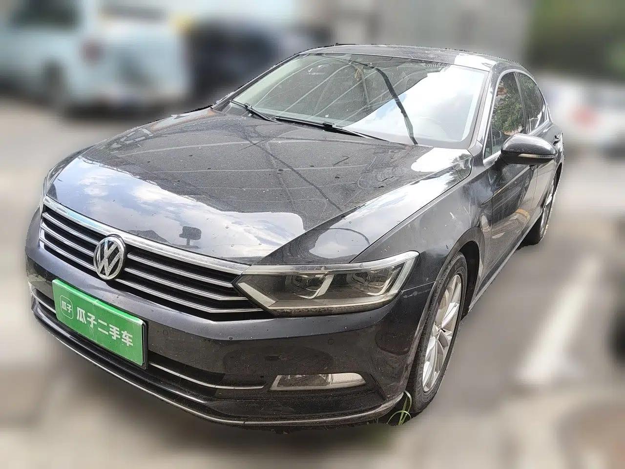 Volkswagen Magotan 2017 330TSI DSG Luxury Model — миниатюра 1