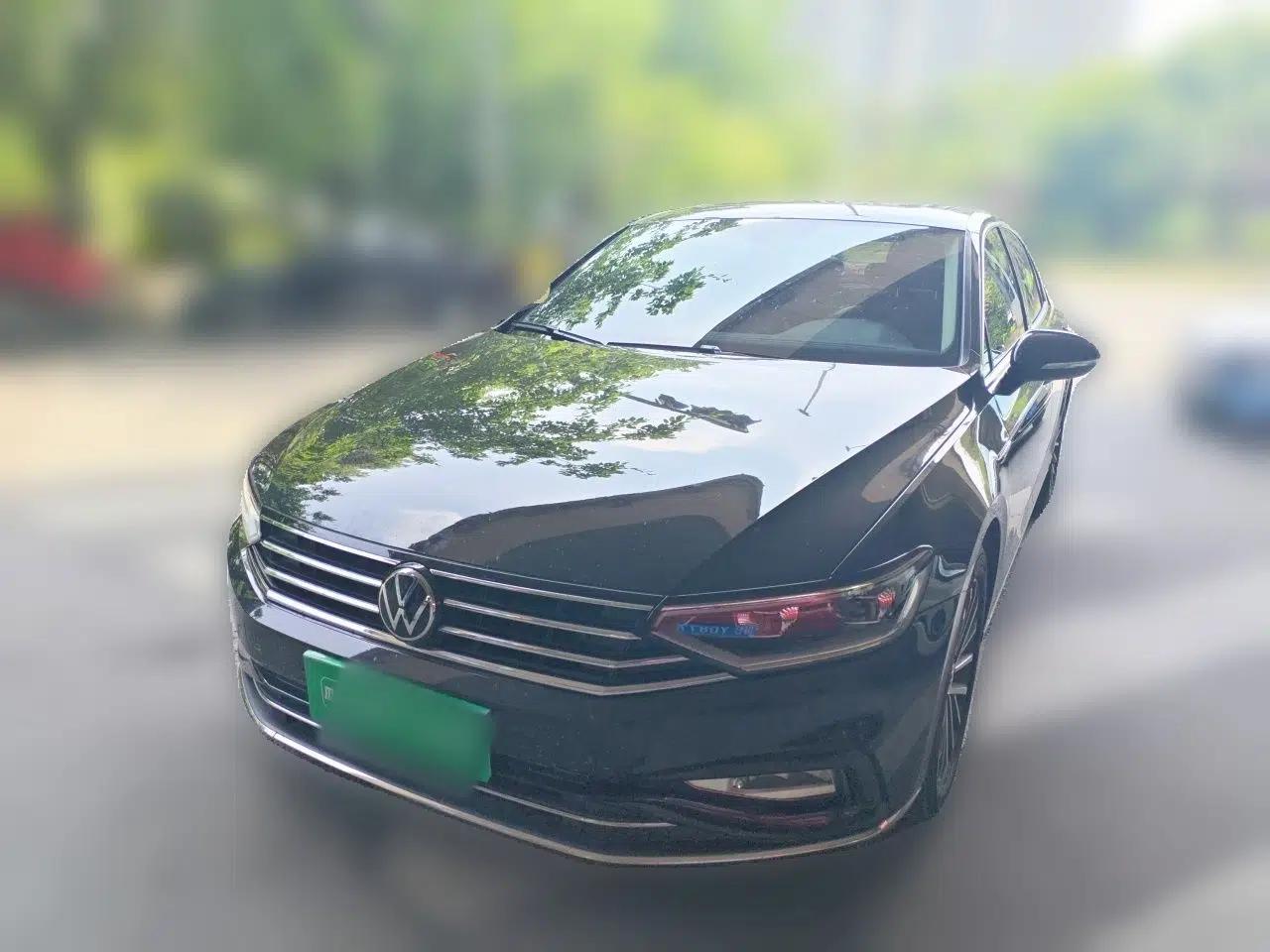 Volkswagen Magotan 2020 330TSI DSG Luxury Edition — миниатюра 1