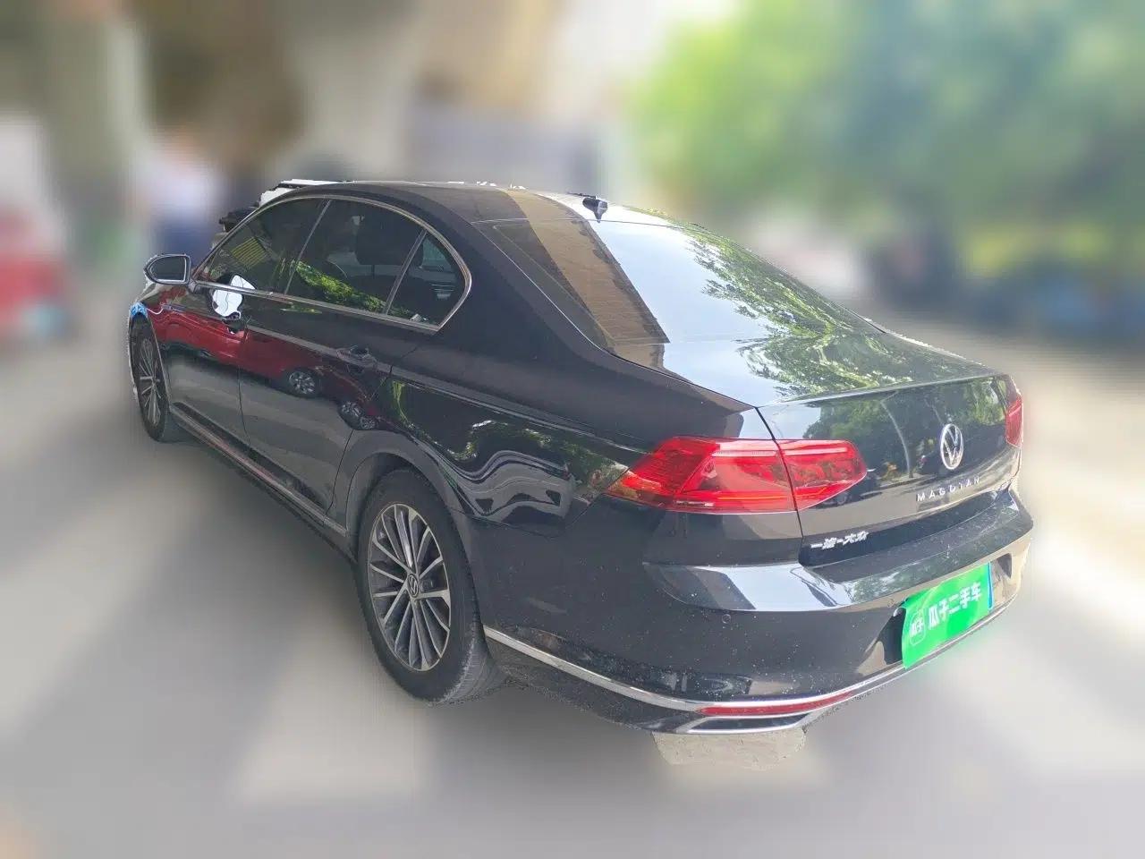 Volkswagen Magotan 2020 330TSI DSG Luxury Edition — миниатюра 4
