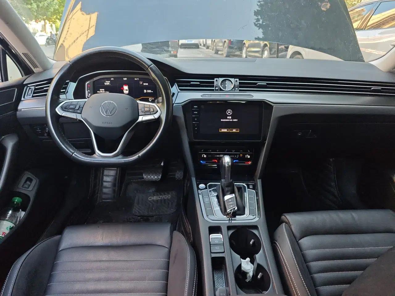 Volkswagen Magotan 2020 330TSI DSG Leading Model — миниатюра 9