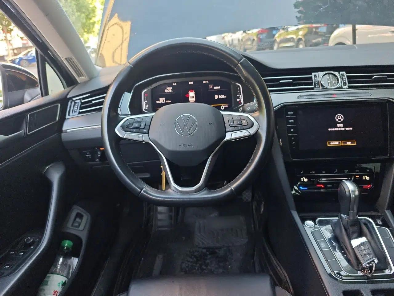 Volkswagen Magotan 2020 330TSI DSG Leading Model — миниатюра 10