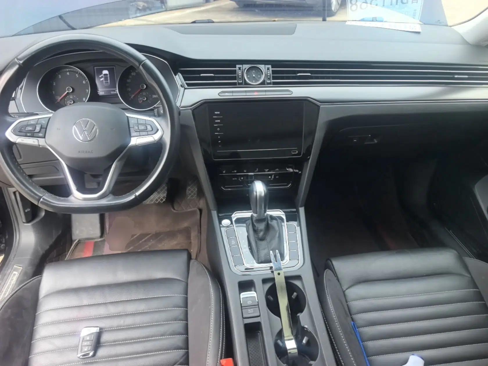 Volkswagen Magotan 2020 330TSI DSG Leading Model — миниатюра 12
