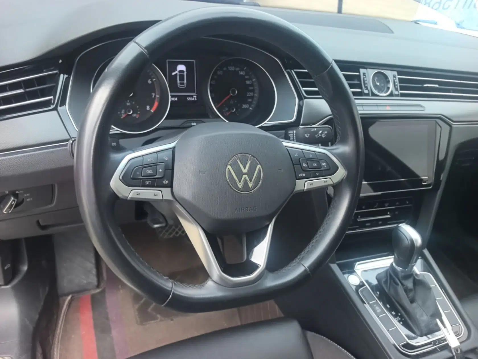 Volkswagen Magotan 2020 330TSI DSG Leading Model — миниатюра 13