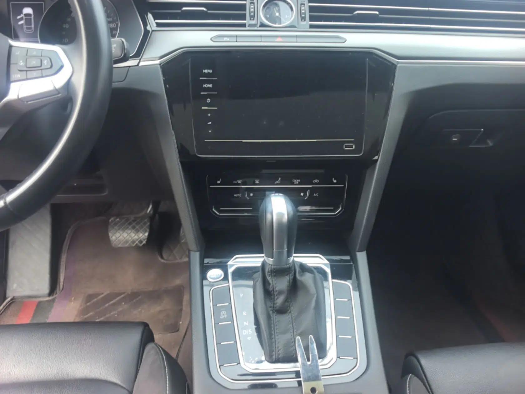 Volkswagen Magotan 2020 330TSI DSG Leading Model — миниатюра 15