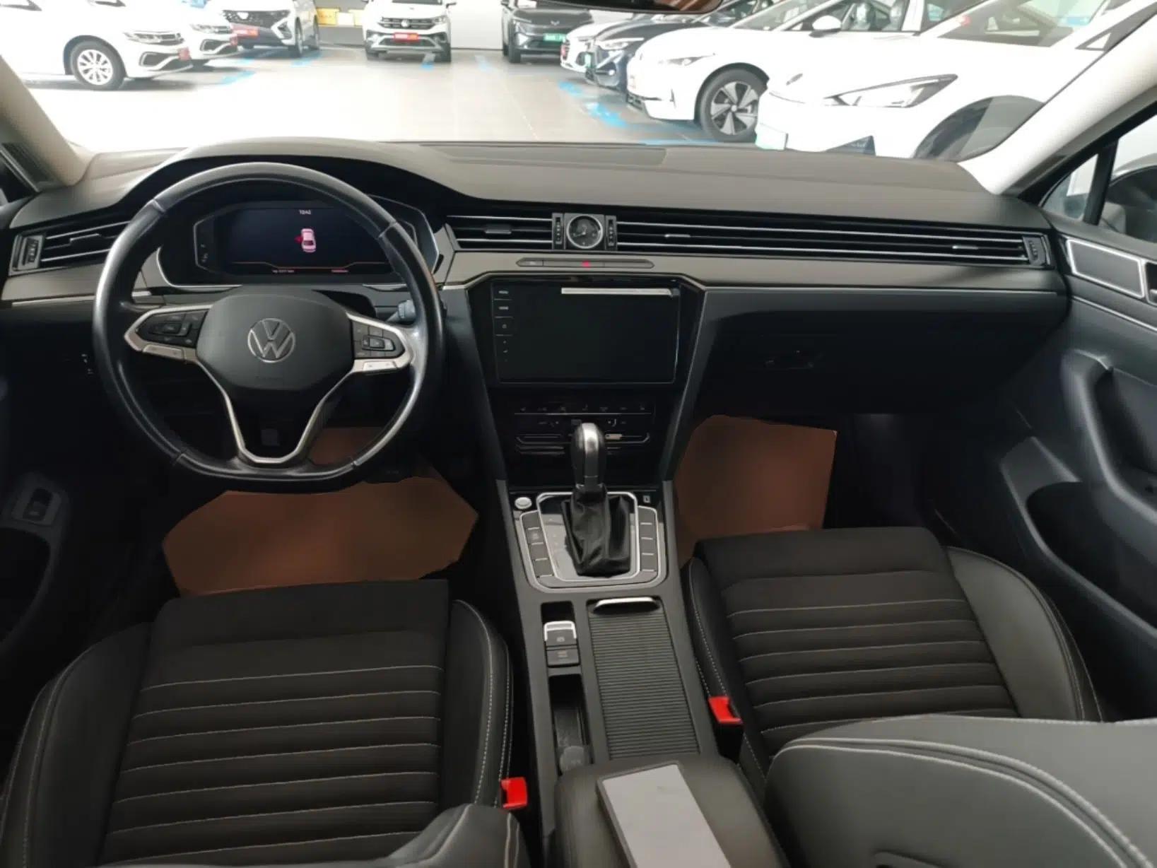 Volkswagen Magotan 2020 330TSI DSG Luxury Edition — миниатюра 12
