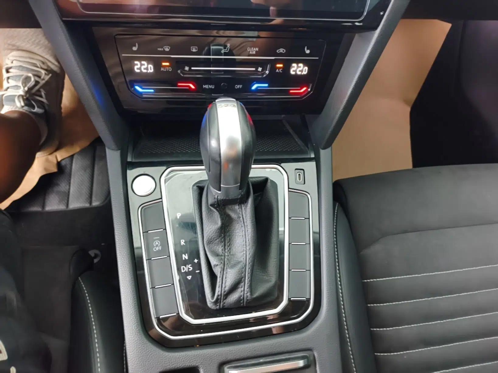 Volkswagen Magotan 2020 330TSI DSG Luxury Edition — миниатюра 16