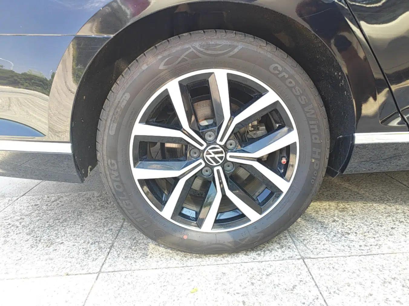 Volkswagen Magotan 2020 330TSI DSG Leading Model — миниатюра 11