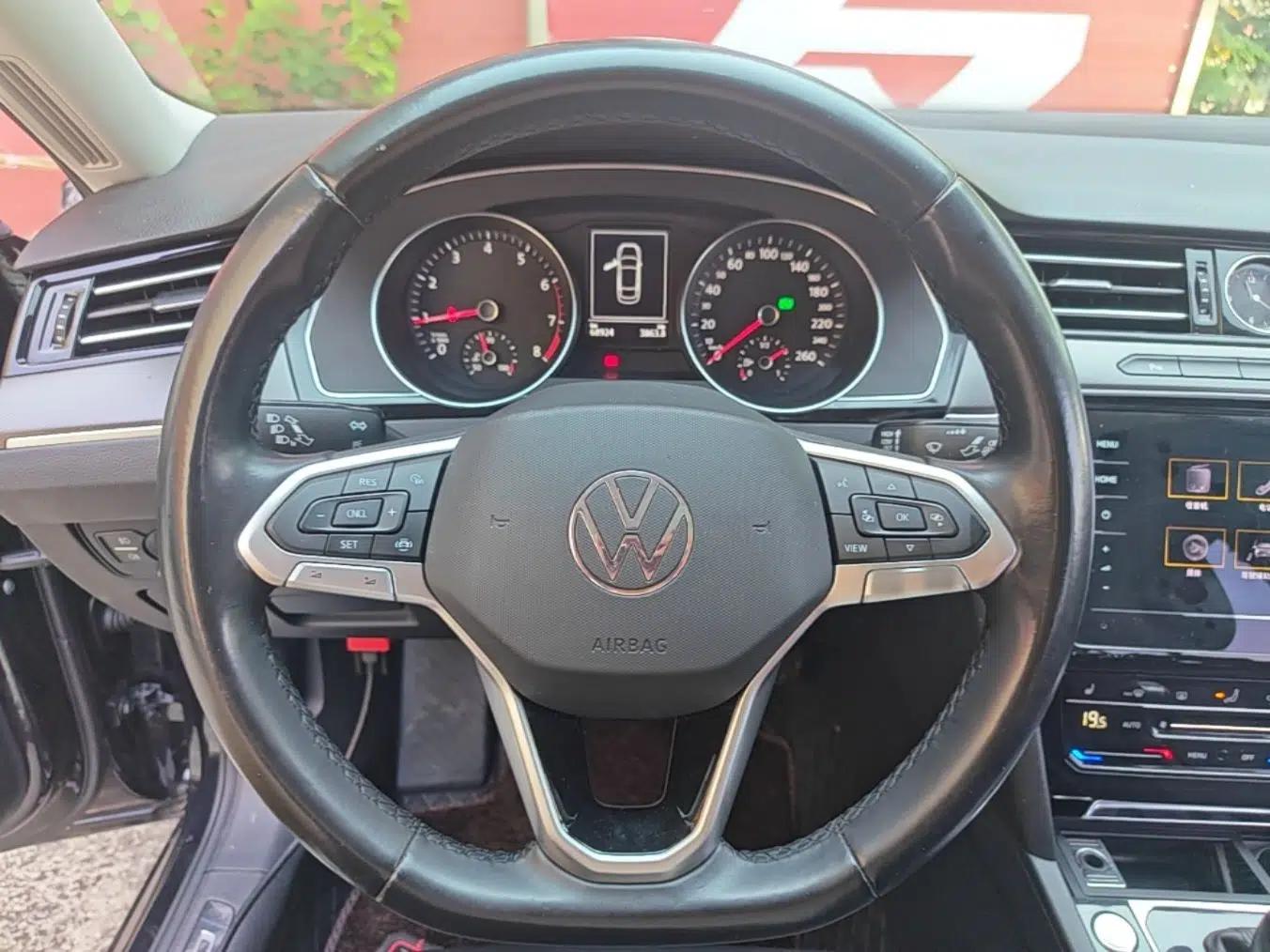 Volkswagen Magotan 2020 330TSI DSG Leading Model — миниатюра 13