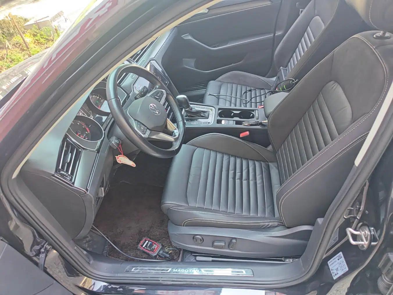 Volkswagen Magotan 2020 330TSI DSG Leading Model — миниатюра 17