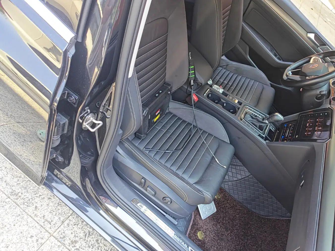 Volkswagen Magotan 2020 330TSI DSG Leading Model — миниатюра 19