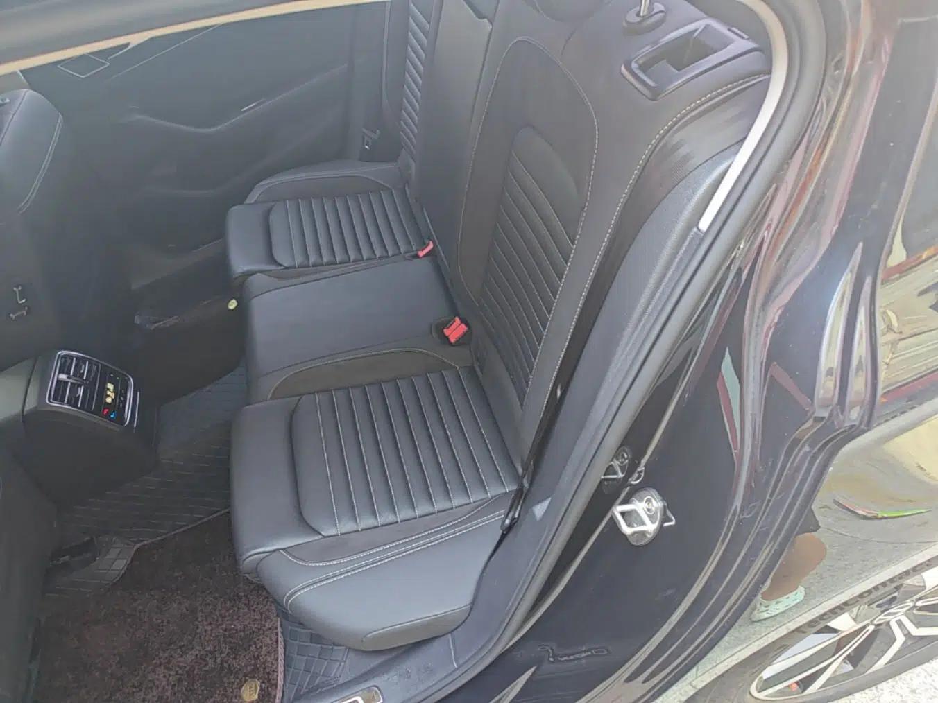 Volkswagen Magotan 2020 330TSI DSG Leading Model — миниатюра 20