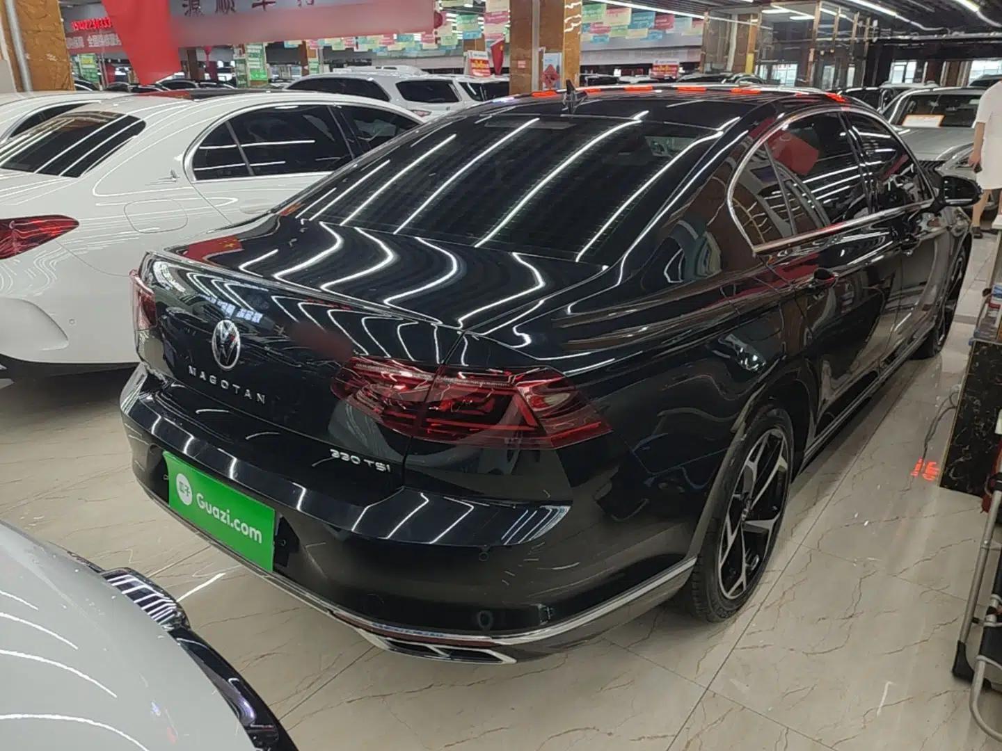 Volkswagen Magotan 2023 2 Million Units Commemorative Edition 330TSI DSG Luxury Version — миниатюра 6