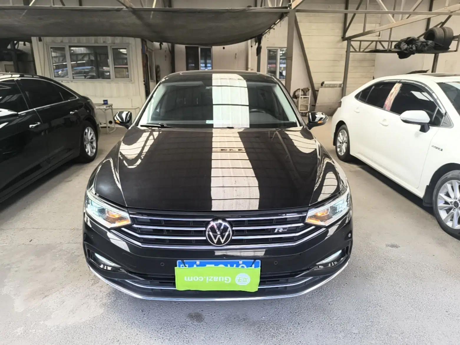Volkswagen Magotan 2020 330TSI DSG Leading Model — миниатюра 2