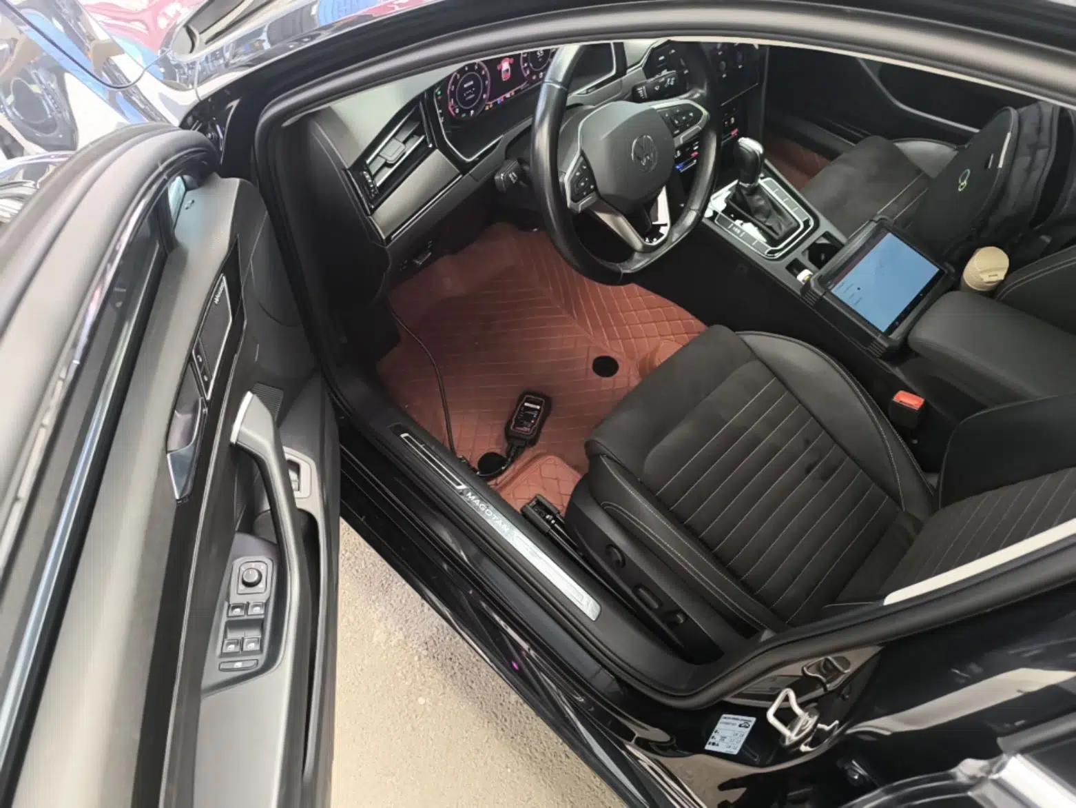 Volkswagen Magotan 2020 330TSI DSG Leading Model — миниатюра 18