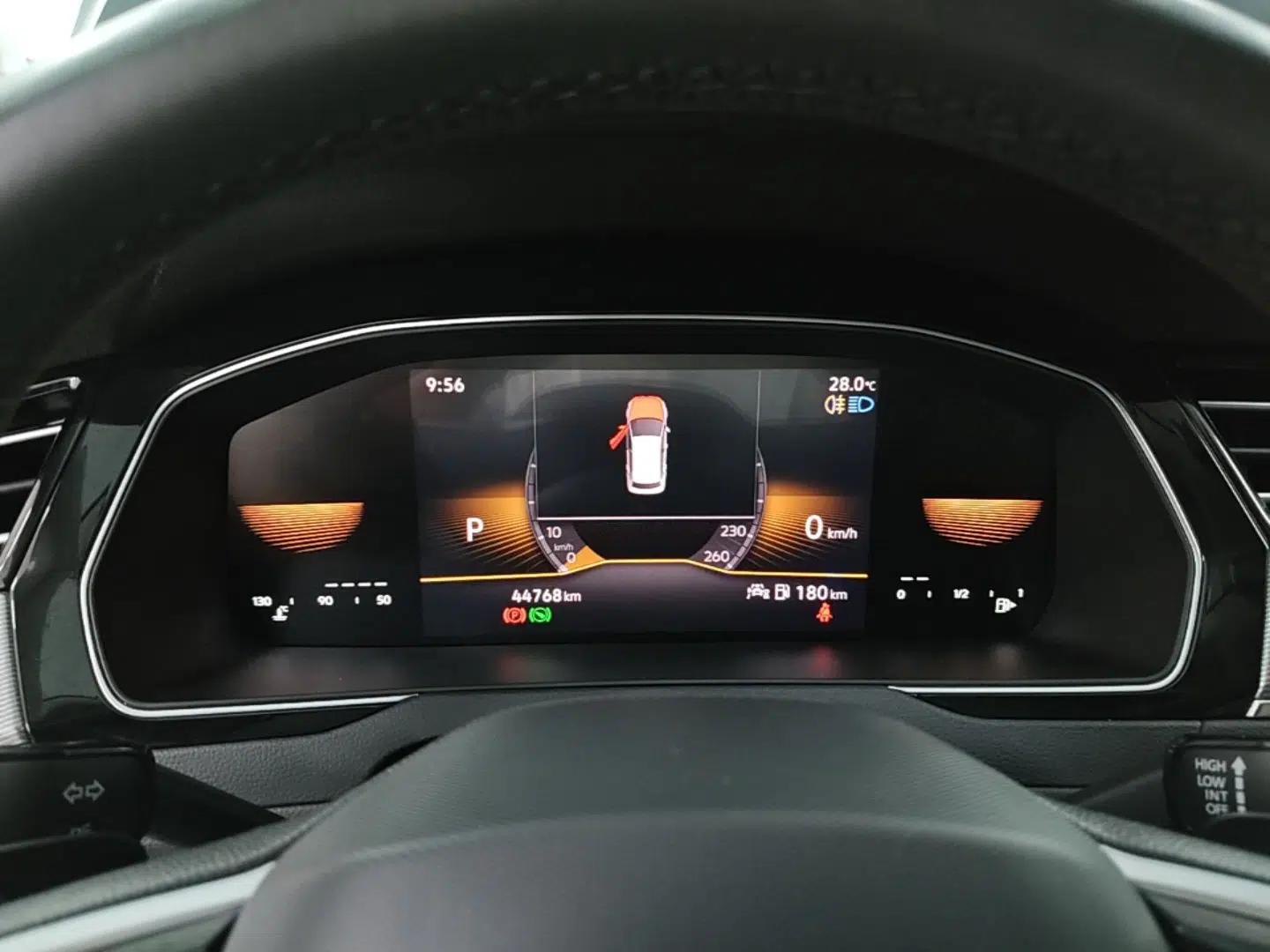 Volkswagen Magotan 2023 2 Million Units Limited Edition 330TSI DSG Leading Version — миниатюра 14