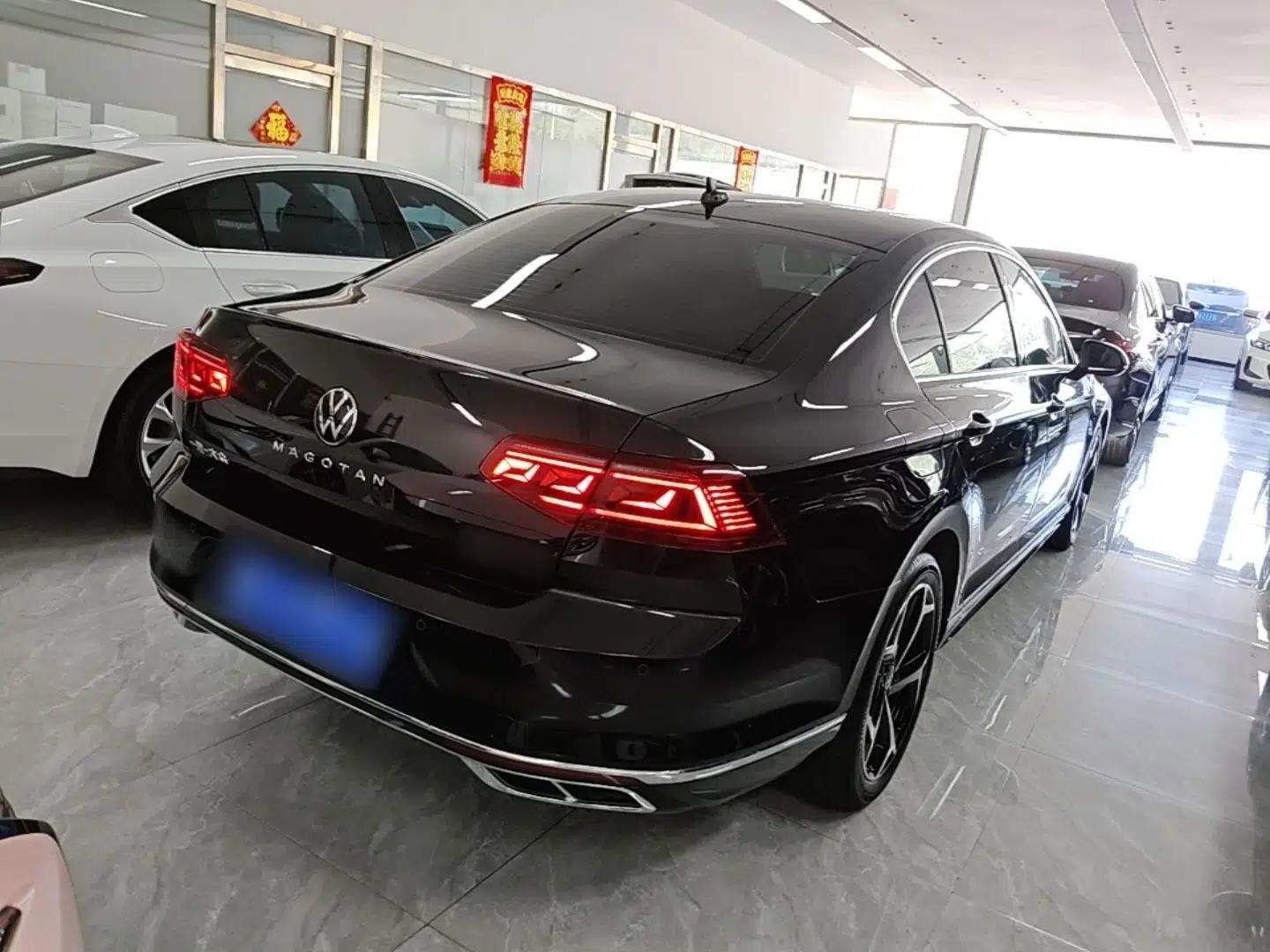 Volkswagen Magotan 2023 2 Million Units Limited Edition 330TSI DSG Leading Version — миниатюра 6