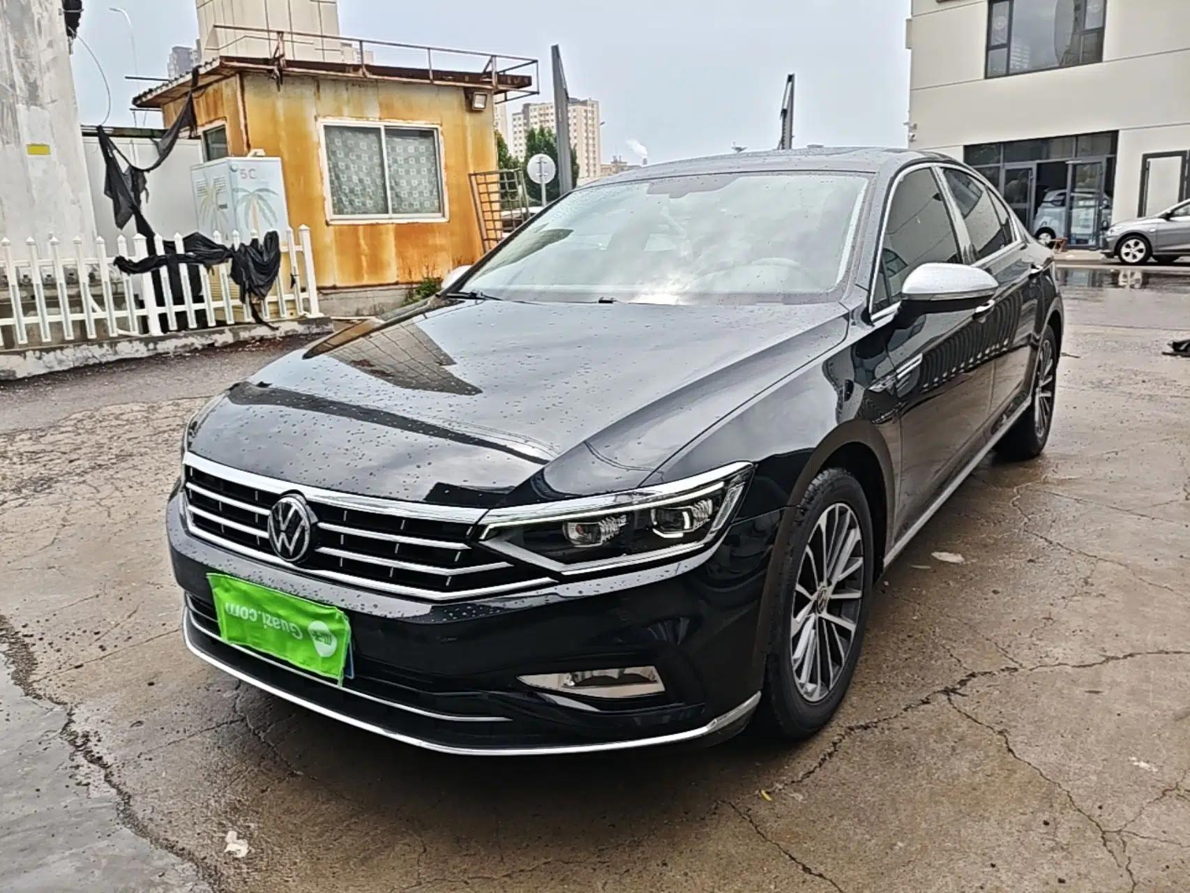 Volkswagen Magotan 2020 330TSI DSG Luxury Edition — миниатюра 1