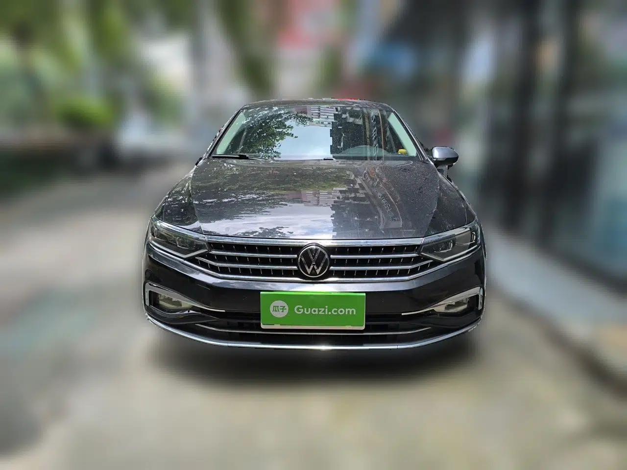 Volkswagen Magotan 2020 330TSI DSG Luxury Edition — миниатюра 2