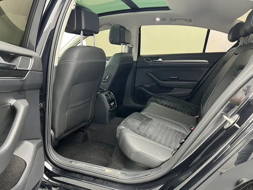Volkswagen Magotan 2020 330TSI DSG Luxury Edition — миниатюра 16