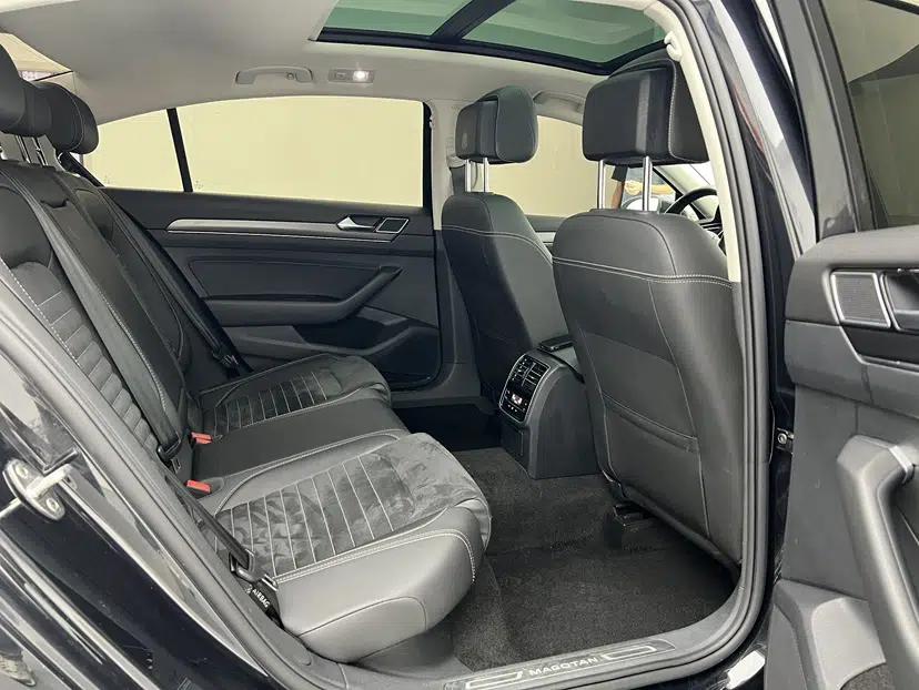 Volkswagen Magotan 2020 330TSI DSG Luxury Edition — миниатюра 23