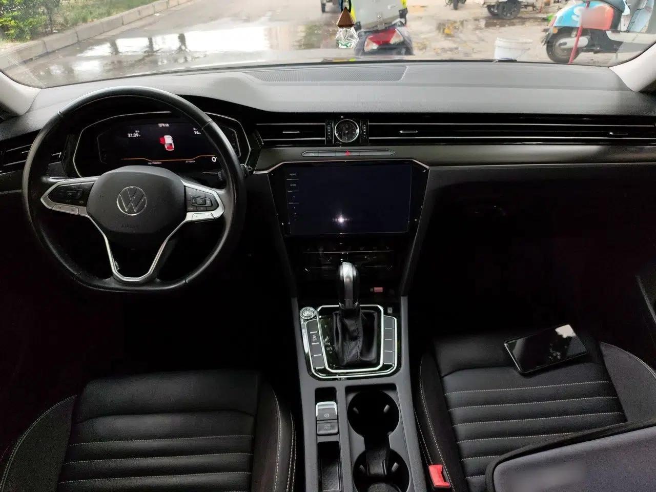 Volkswagen Magotan 2020 330TSI DSG Leading Model — миниатюра 9