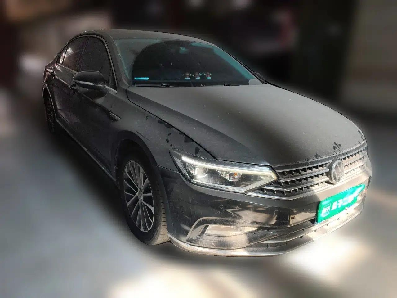 Volkswagen Magotan 2020 330TSI DSG Luxury Edition — миниатюра 3