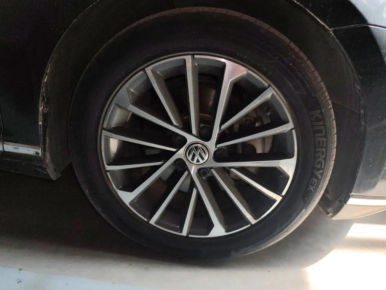 Volkswagen Magotan 2020 330TSI DSG Luxury Edition — миниатюра 8