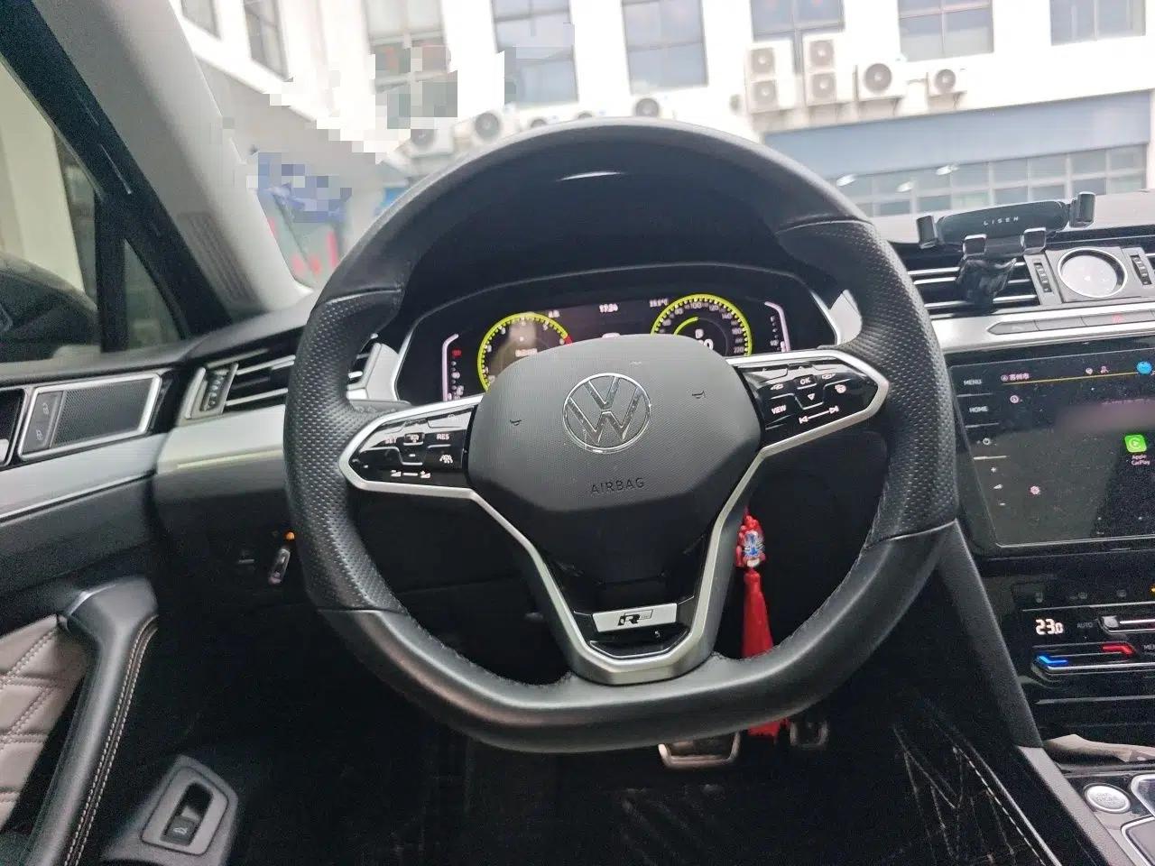 Volkswagen Magotan 2023 2 Million Units Commemorative Edition 330TSI DSG Luxury Version — миниатюра 10