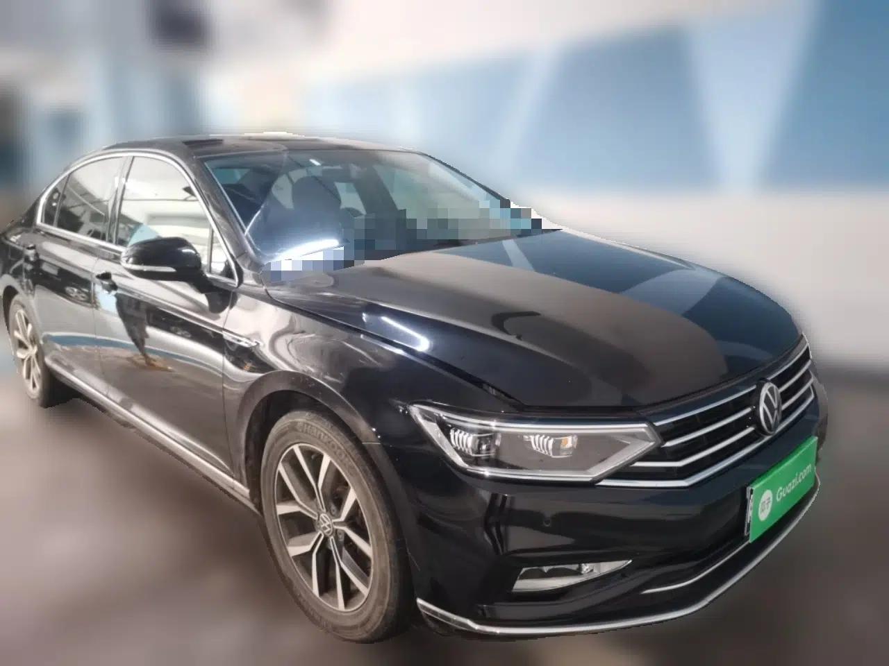 Volkswagen Magotan 2020 330TSI DSG Luxury Edition — миниатюра 3