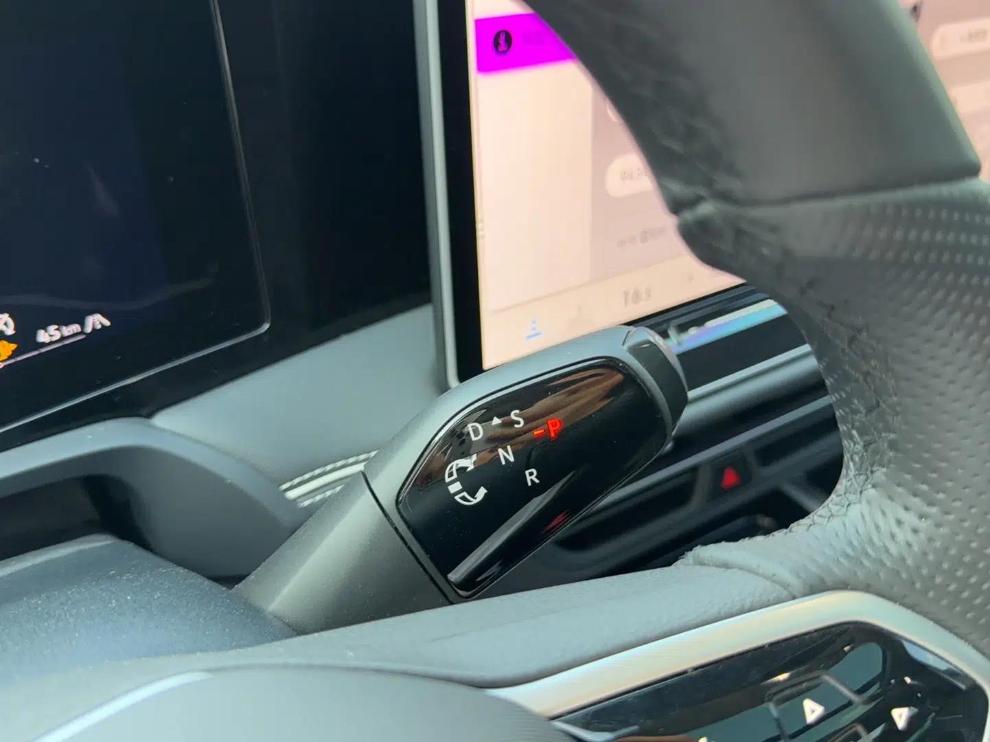 Volkswagen Magotan 2024 380TSI DSG Prestige Edition DaMai Package — миниатюра 21