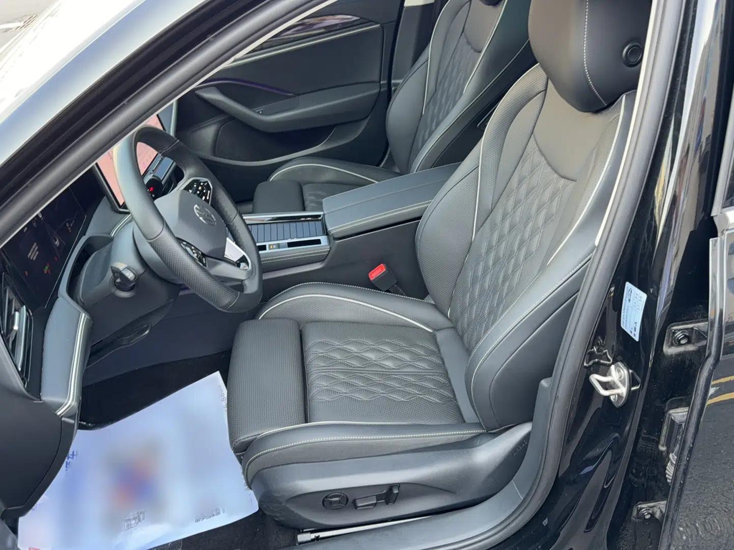 Volkswagen Magotan 2024 380TSI DSG Prestige Edition DaMai Package — миниатюра 22