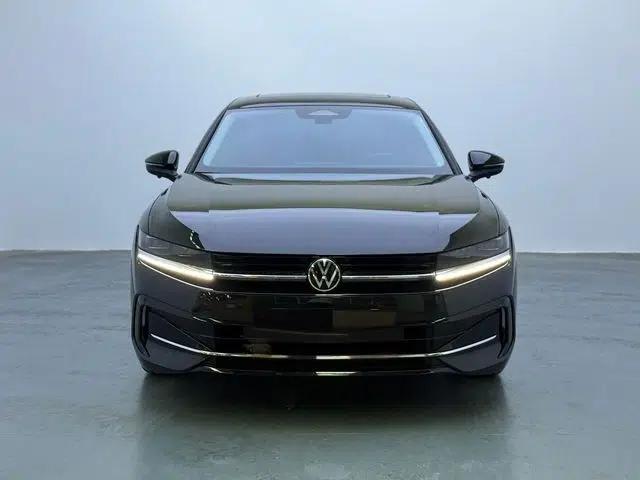 Volkswagen Magotan 2024 300TSI DSG Prestige Edition—A Real Eye-Catcher — миниатюра 2