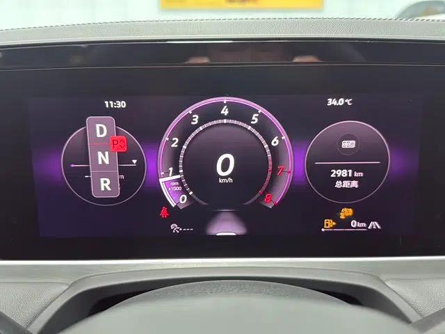 Volkswagen Magotan 2024 300TSI DSG Prestige Edition—A Real Eye-Catcher — миниатюра 14