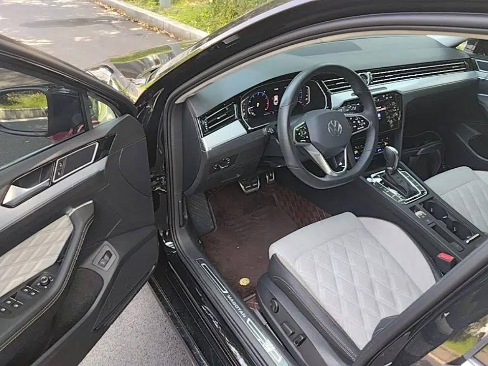 Volkswagen Magotan 2023 2 Million Units Commemorative Edition 330TSI DSG Luxury Version — миниатюра 18