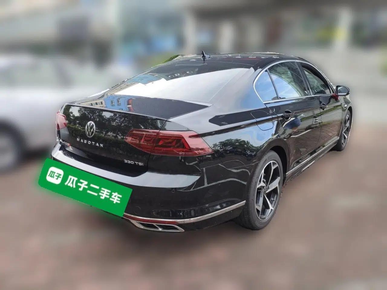 Volkswagen Magotan 2023 2 Million Units Commemorative Edition 330TSI DSG Luxury Version — миниатюра 6