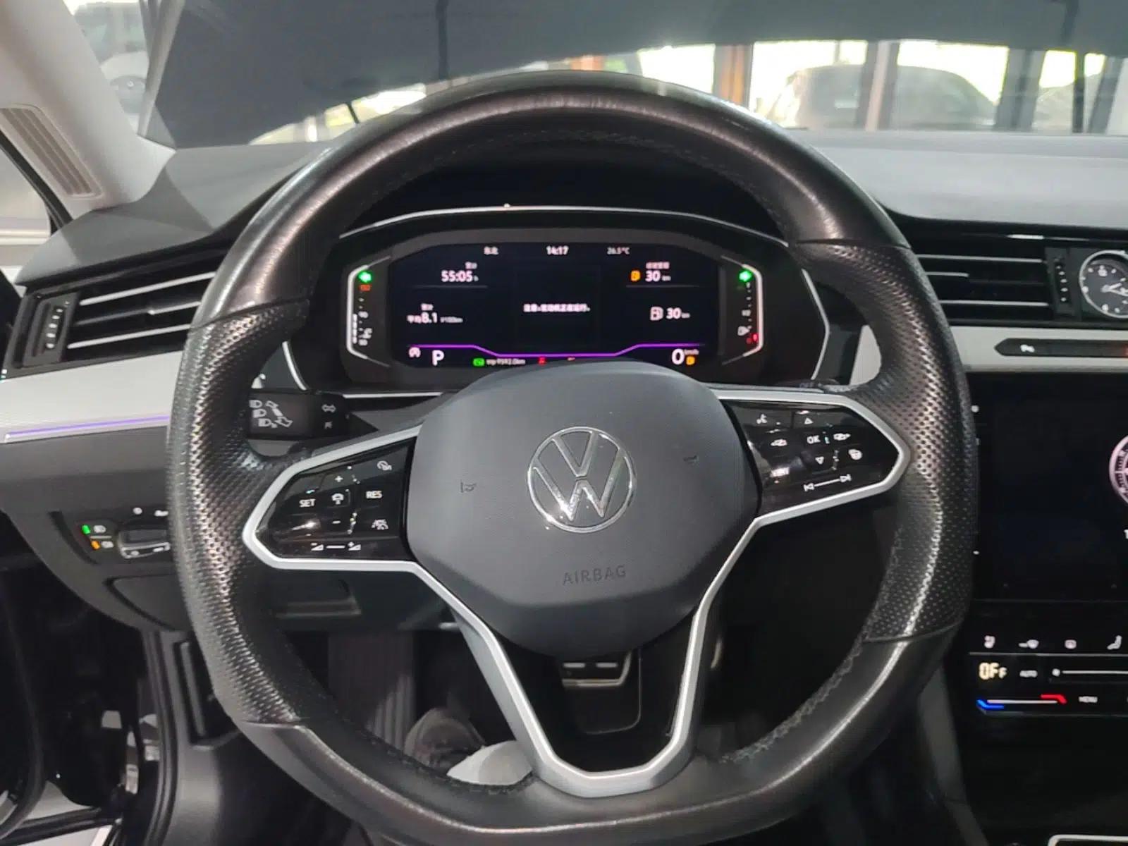 Volkswagen Magotan 2023 2 Million Units Commemorative Edition 330TSI DSG Luxury Version — миниатюра 13