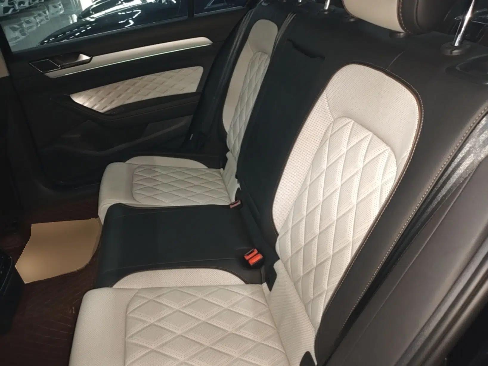 Volkswagen Magotan 2025 Zhongxiang Version 330TSI DSG Luxury Edition — миниатюра 20