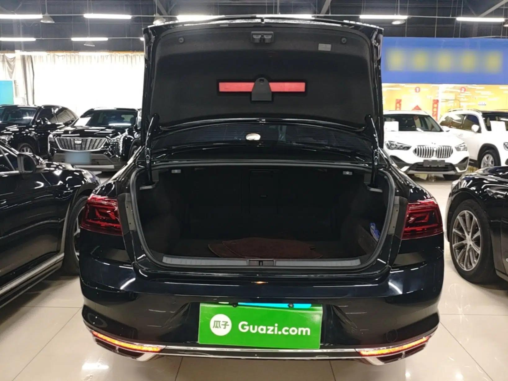 Volkswagen Magotan 2025 Zhongxiang Version 330TSI DSG Luxury Edition — миниатюра 22