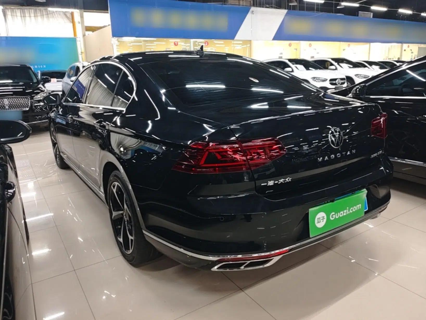 Volkswagen Magotan 2025 Zhongxiang Version 330TSI DSG Luxury Edition — миниатюра 4