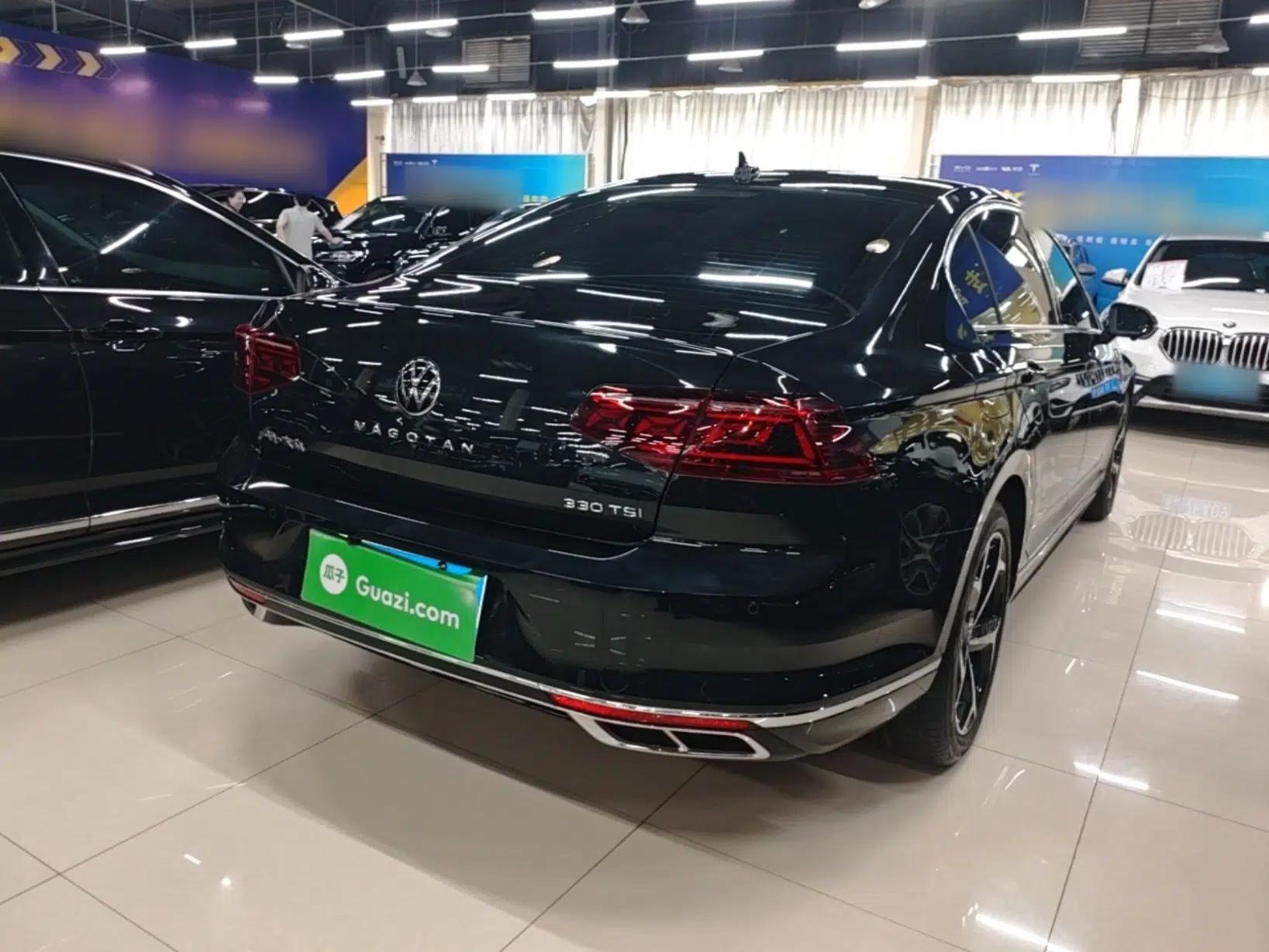 Volkswagen Magotan 2025 Zhongxiang Version 330TSI DSG Luxury Edition — миниатюра 6