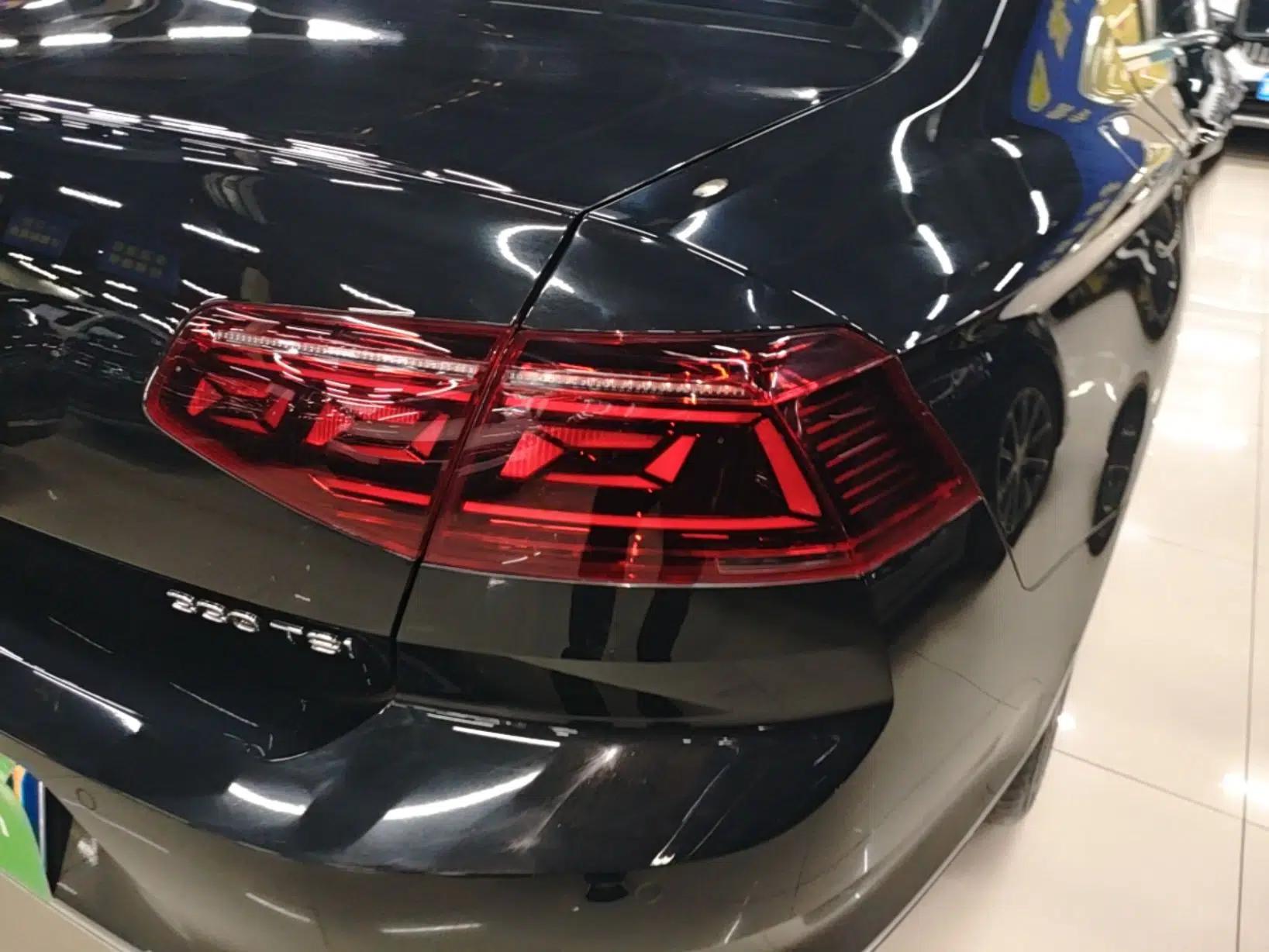 Volkswagen Magotan 2025 Zhongxiang Version 330TSI DSG Luxury Edition — миниатюра 9