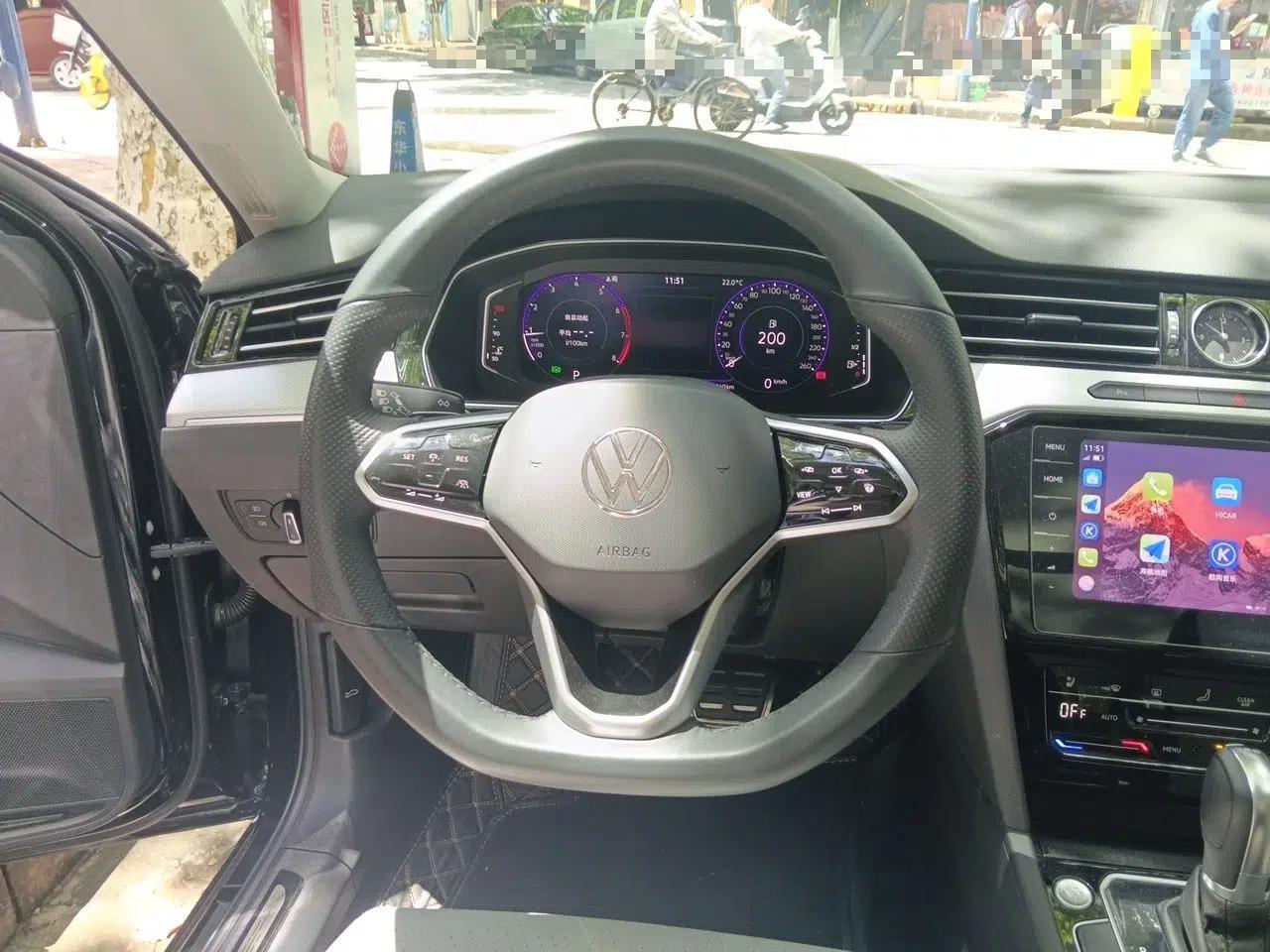 Volkswagen Magotan 2023 2 Million Units Commemorative Edition 330TSI DSG Luxury Version — миниатюра 10