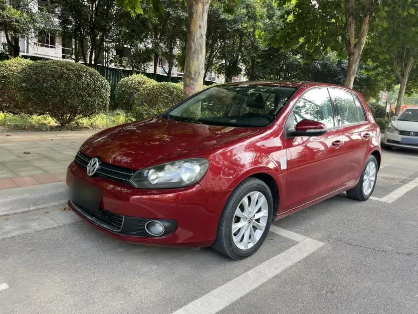 Volkswagen Golf 2014 1.6L Automatic Comfort Model — миниатюра 1
