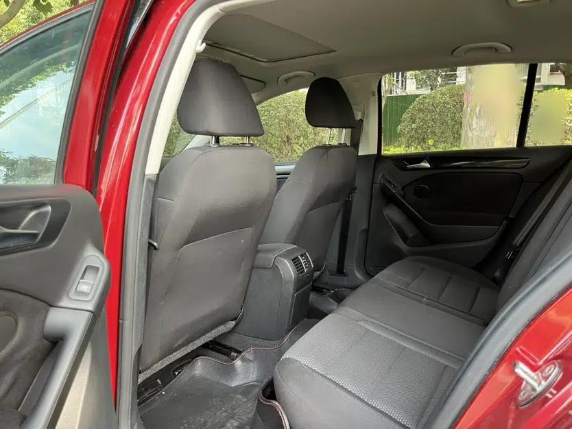 Volkswagen Golf 2014 1.6L Automatic Comfort Model — миниатюра 16