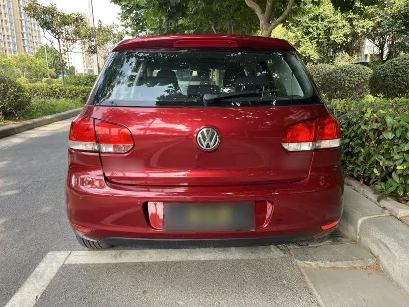 Volkswagen Golf 2014 1.6L Automatic Comfort Model — миниатюра 3
