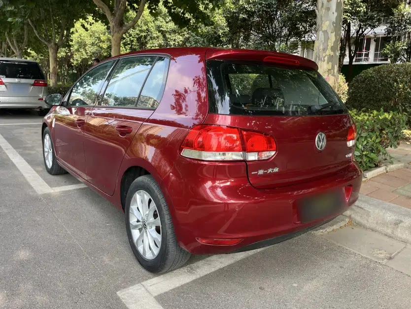 Volkswagen Golf 2014 1.6L Automatic Comfort Model — миниатюра 6