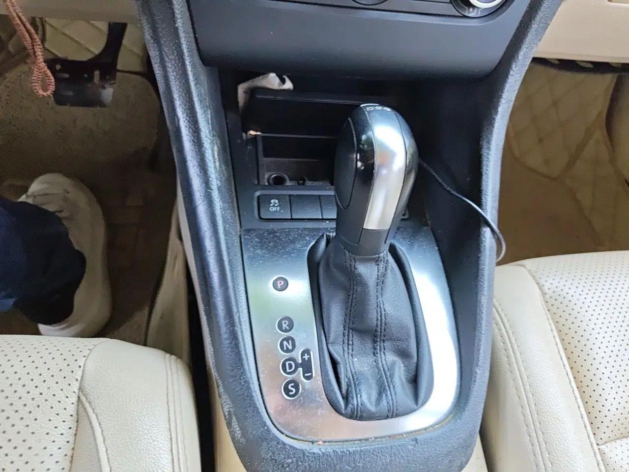 Volkswagen Golf 2011 1.4 TSI Automatic Comfort Model — миниатюра 14