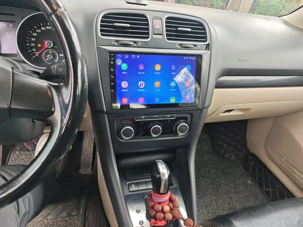 Volkswagen Golf 2012 1.6L Automatic Comfort Model — миниатюра 13